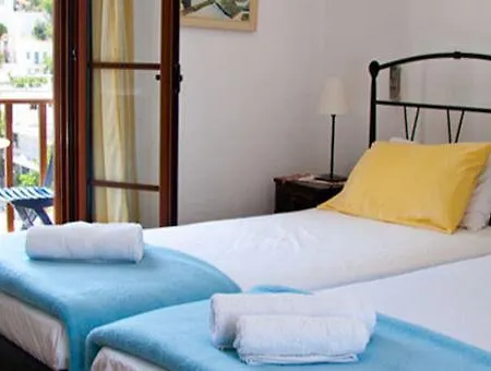 Lykomides Hotel